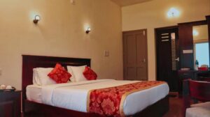 Deluxe Room in Vagamon: Experience a Relaxing Stay with Balcony Views